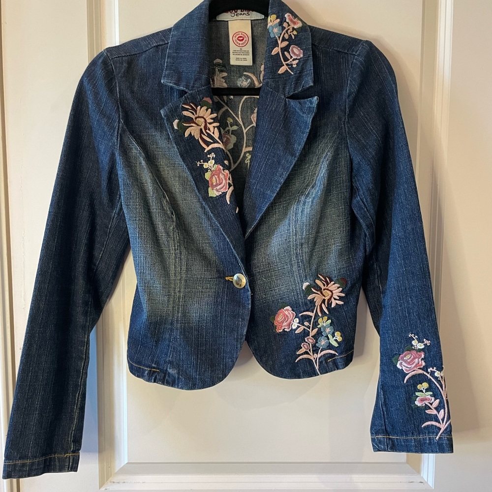 Bisou Bisou Floral Denim Jacket